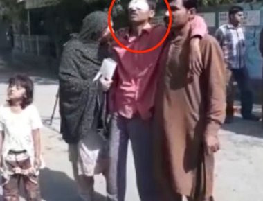 Μοναδικές σκηνές βίας στο Πακιστάν - Πατέρας ευνούχισε 15χρονο επειδή πίστευε ότι κοιμόταν με την κόρη του! (βίντεο)